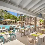 Barcelo Margaritas Royal Level Adults Only Готель