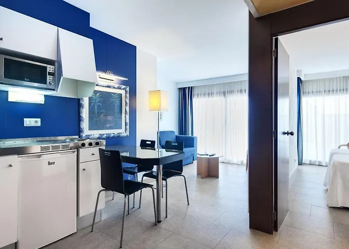 Barcelo Margaritas Royal Level Adults Only 酒店 4*