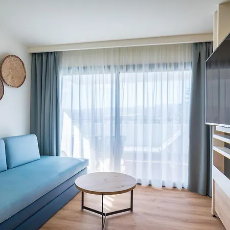 Barcelo Margaritas Royal Level Adults Only ホテル 4*