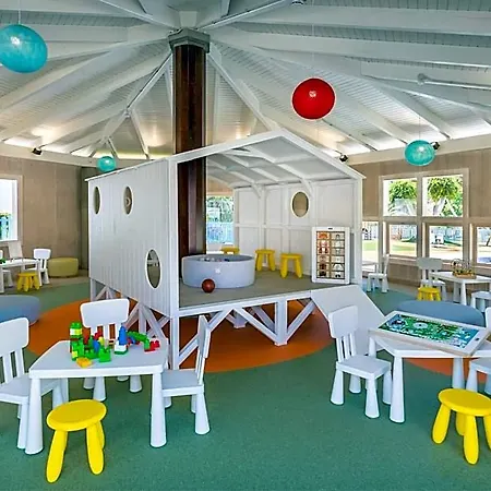 Barcelo Margaritas Royal Level Adults Only 酒店 4*
